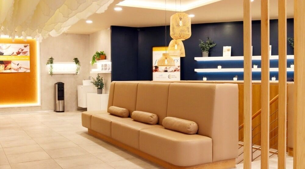 Elegant waiting area at Danugur Marylebone, London, England, GB featuring cozy seating and stylish decor.