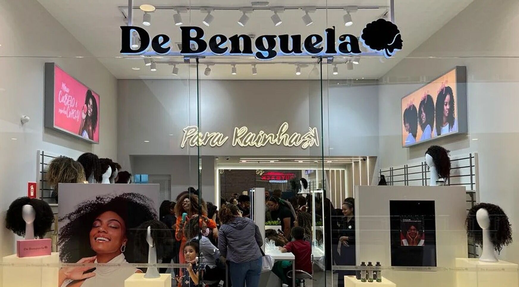 Entrada da De Benguela - Loja São Paulo - Shopping Boulevard Tatuapé, São Paulo, São Paulo, BR.