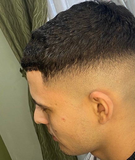 Immagine 2, Barber black