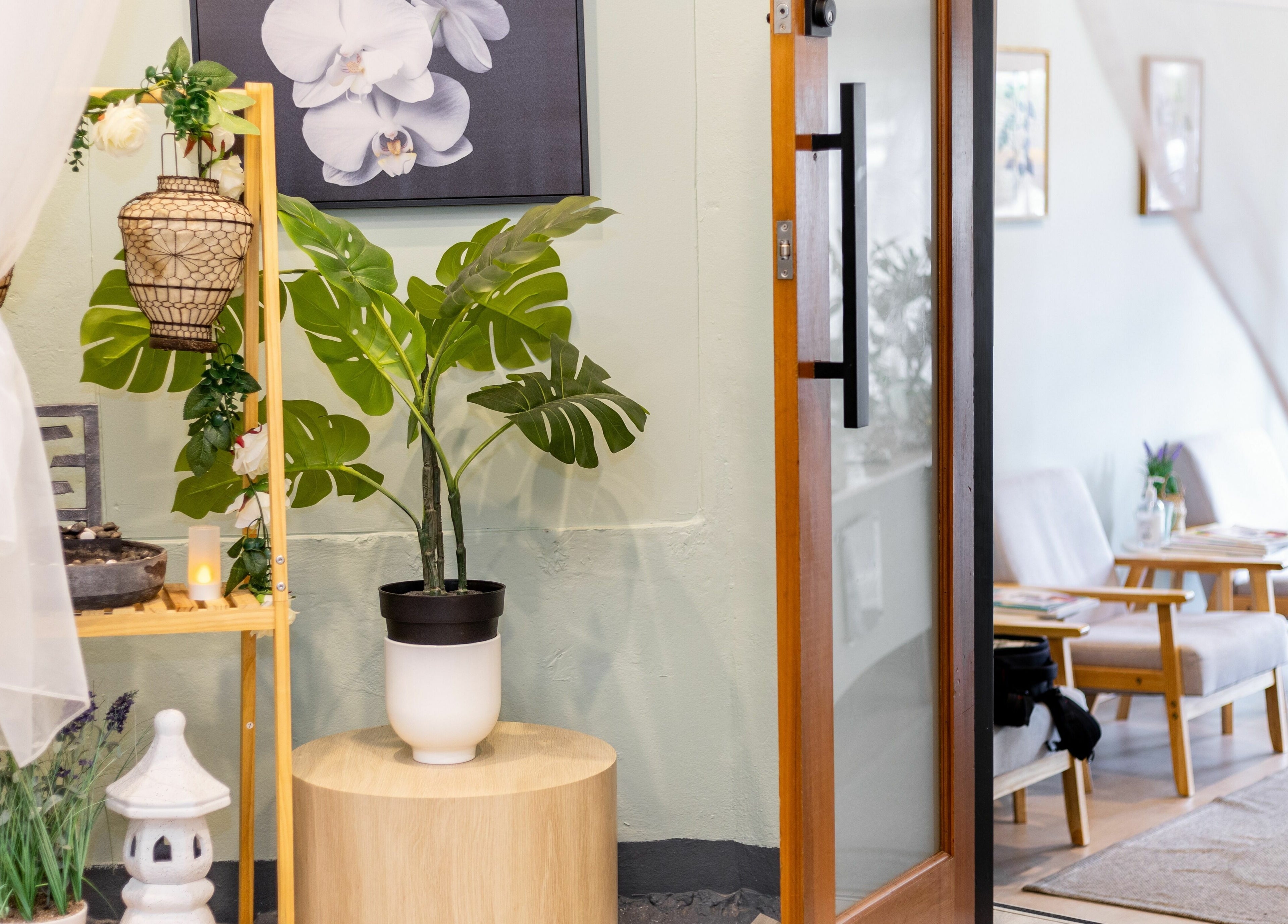 Relaxing decor at Anan Nara Massage and Relaxation Space, Glebe, New South Wales, AU.