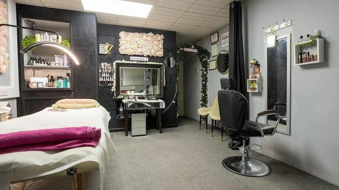 Beauty Bee Salon - UK, Emery House, 195 Fog Lane - Manchester | Fresha