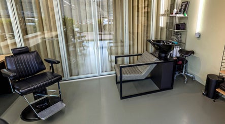 Doq Barbers - Houthavenweg 109图像2