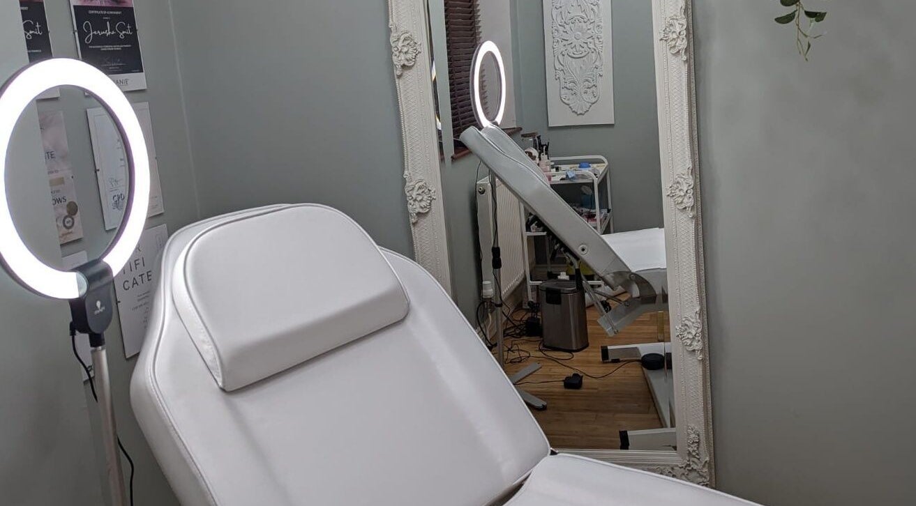 Elegant setup at Semi Permanent Makeup by Jerusha Smit in Warwick, England, GB featuring a treatment chair.