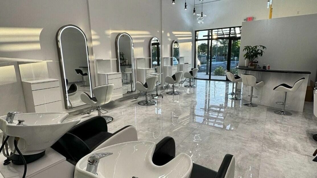 Lux hair salon sales