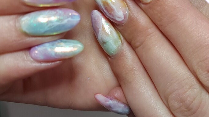 Creations nails online