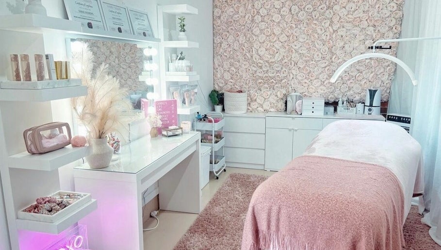 Her Beauty Studio image 1