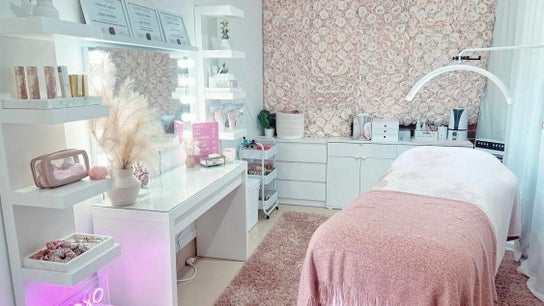 Her Beauty Studio