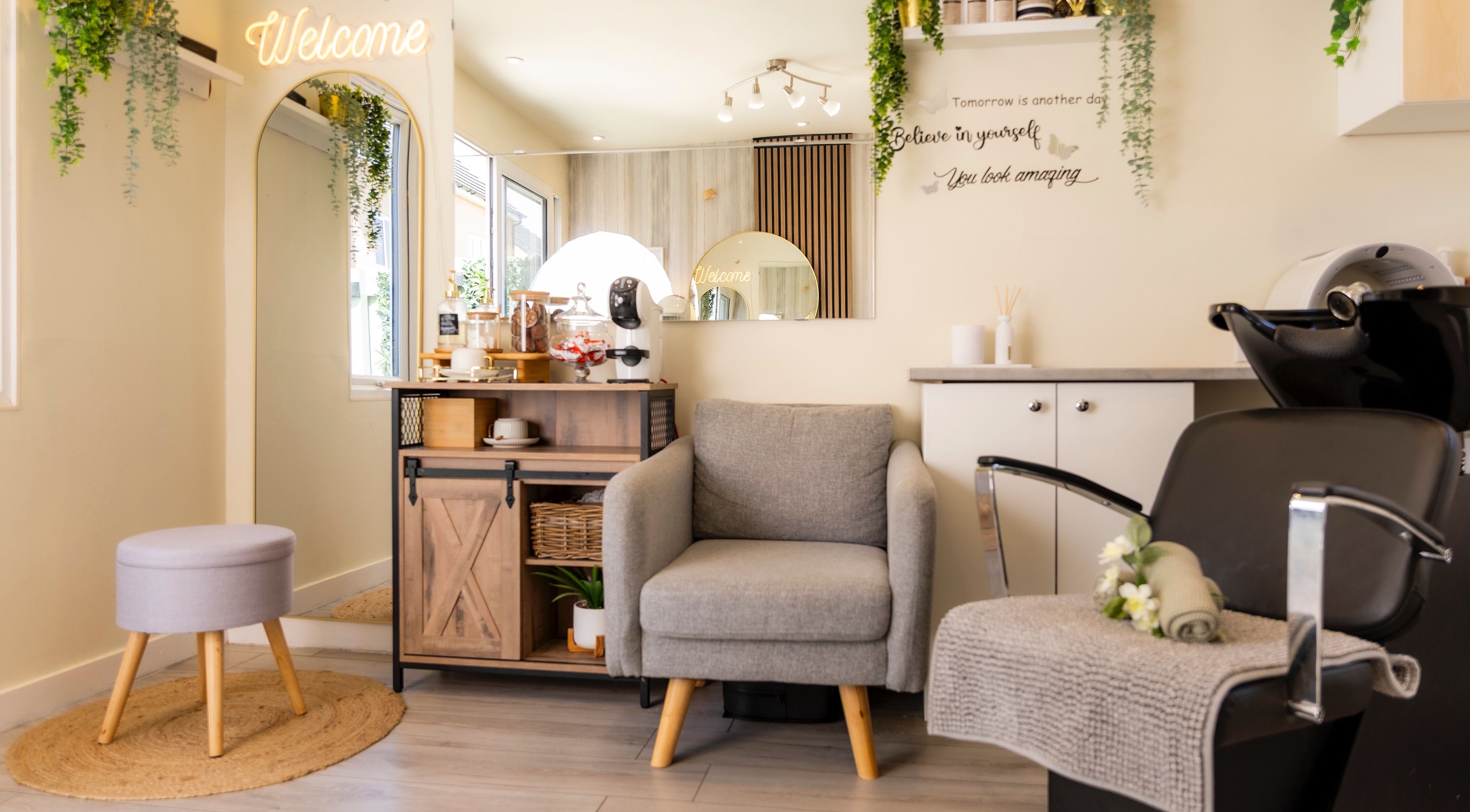 Cozy salon corner at Hair by Marcia in Liverpool, England, GB. Features welcoming decor and stylish seating.
