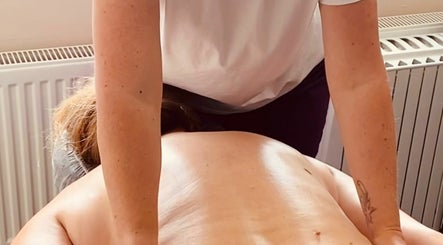 Sarah Newdigate Holistic Massage  изображение 3