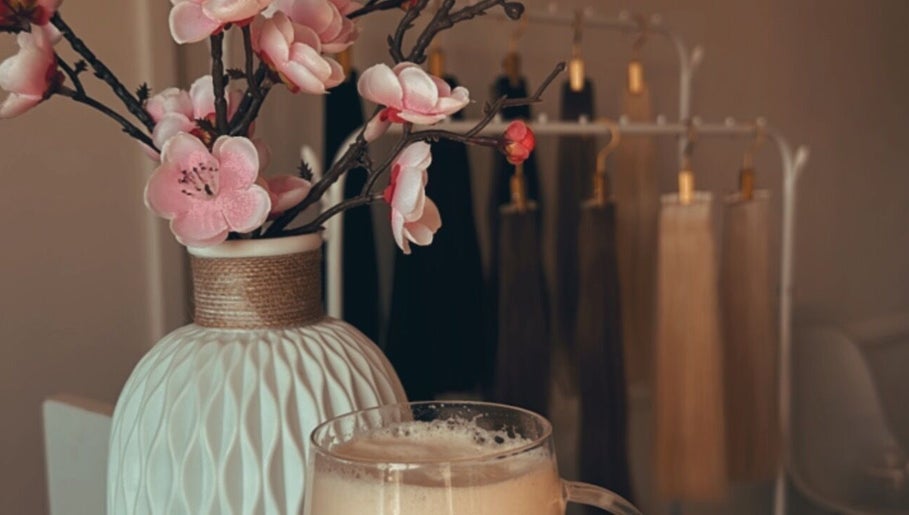 Chic floral decor at JenLee Beauty, Pretoria, Gauteng, ZA, enhancing the tranquil ambiance.