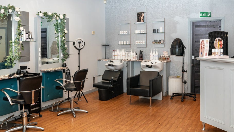 Elite Hair Studio (Leeds), bilde 1