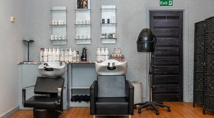 Elite Hair Studio (Leeds), bilde 2