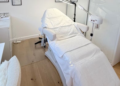 Relaxing spa treatment room at Skin Spa Home Beauty Studio, Collaroy Plateau, New South Wales, AU.