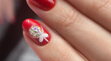 Imagen 2 de DouxNails