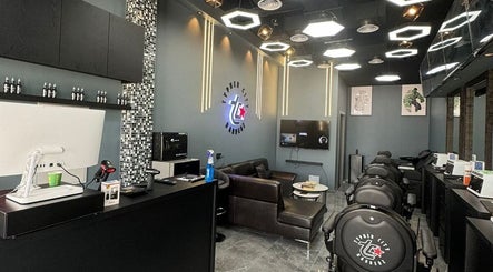 Typher City Barberz, bild 2