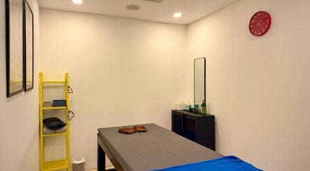 Bangkok Sports Massage @Ari