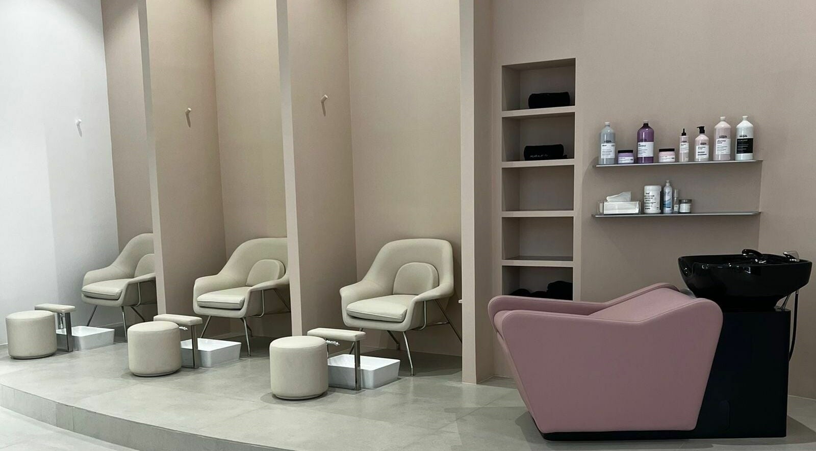 Elegant spa chairs at Mauve Spa, Abu Dhabi, AE, offering a serene and luxurious wellness experience.
