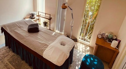 Anna's Massage Studio