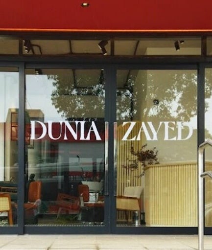 Dunia Zayed, bild 2