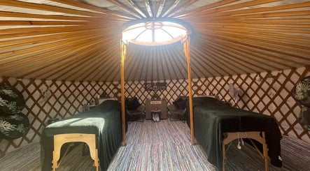 Holistic Heaven image 2