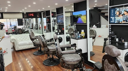 Royal Cut Barber and Hair Salon