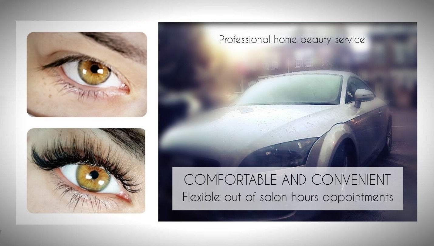 Professional lash service by Lashes London Mobile Service, flexible appointments in London, England, GB.
