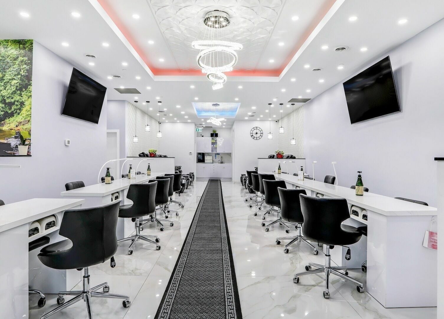 Maxxie Nails in Vaughan, Ontario, CA with chic interiors and plush seating for a serene beauty experience.