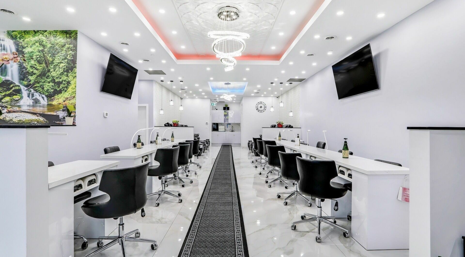 Maxxie Nails in Vaughan, Ontario, CA with chic interiors and plush seating for a serene beauty experience.