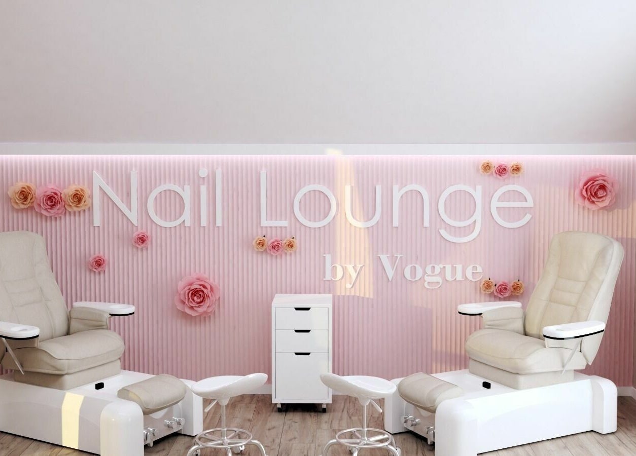 Interior elegant pentru îngrijirea unghiilor la Salon Vogue Botosani, Botoșani, Județul Botoșani, RO.