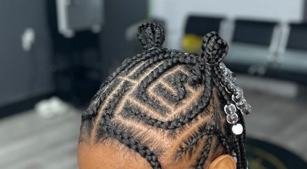 Image de Roots Revived Natural Hair Styling 2