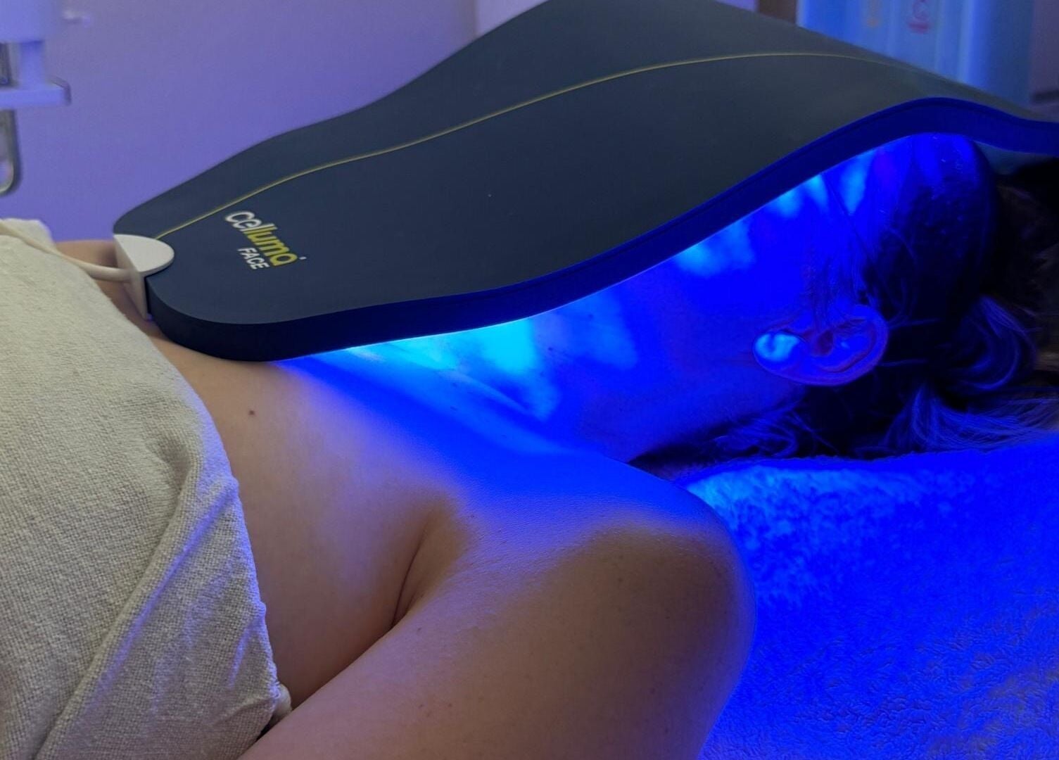 LED facial treatment at Face it Spa, Tsumeb, Oshikoto Region, NA for a rejuvenating skincare experience.