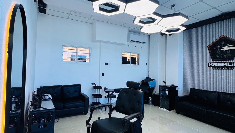 Kremlin Barber Studio image 1