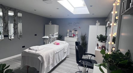 Alicia Beauty Home Base Salon
