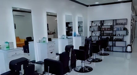 Mango Salon image 2