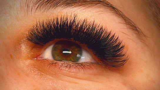 Mass Lashes and Beauty