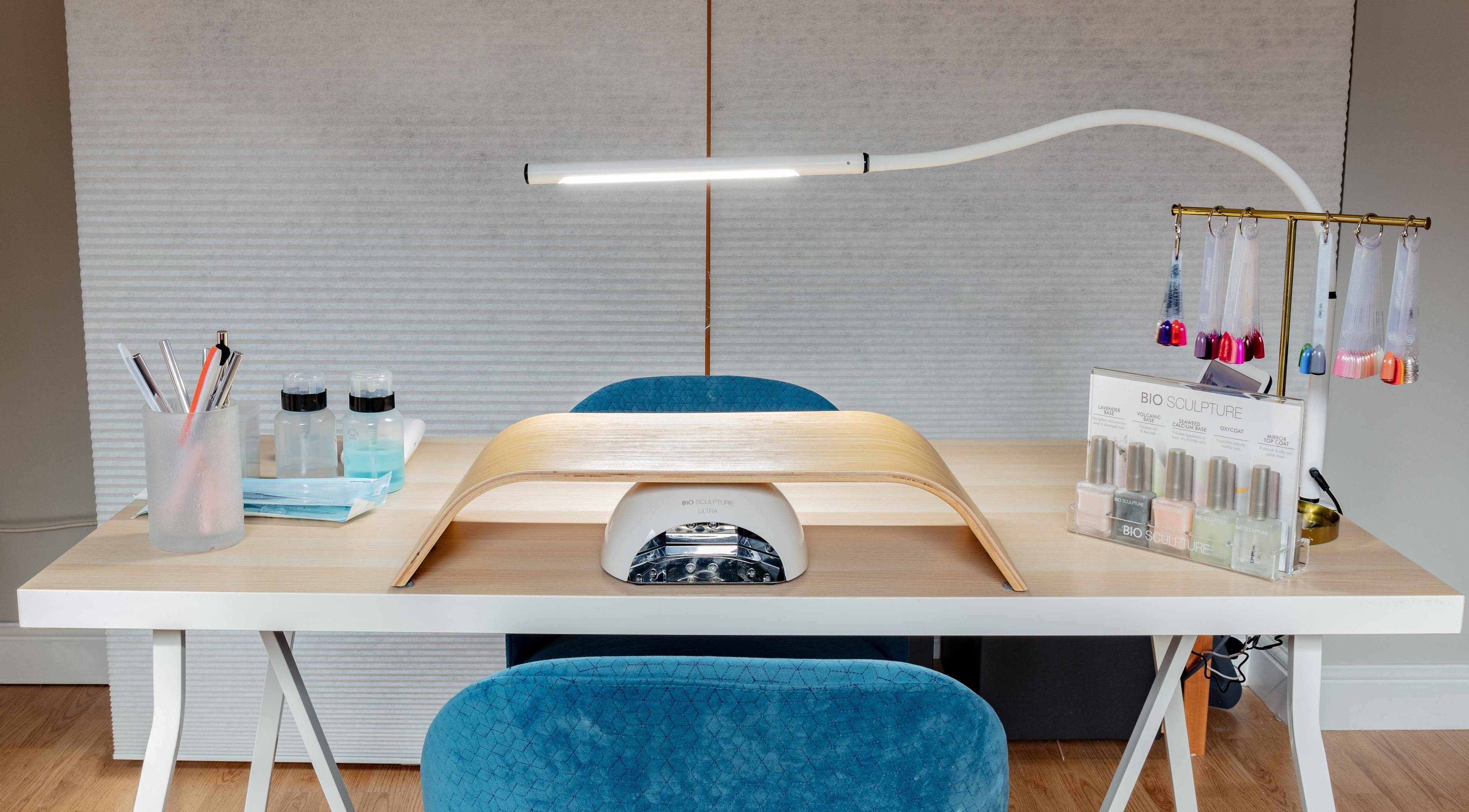 Luxx Manicure and Beauty in Livingston, Scotland, GB offers a chic nail station with premium nail products.