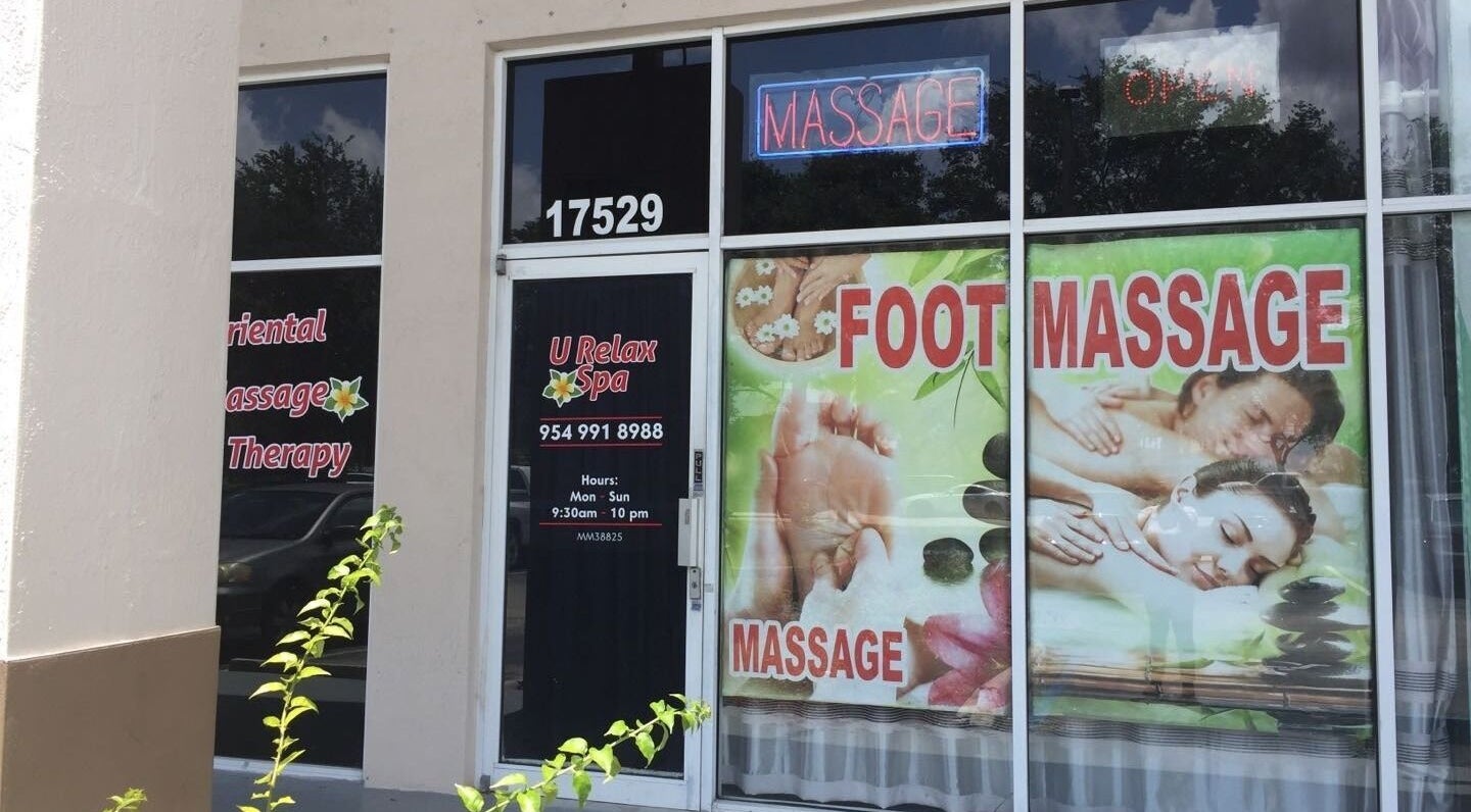 Front of U Relax Spa Foot and Body Massage, Pembroke Pines, Florida, US showing welcoming entrance.