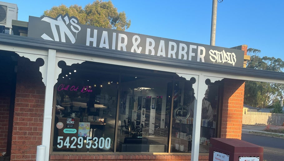 JDs Hair & Barber Studio – obraz 1