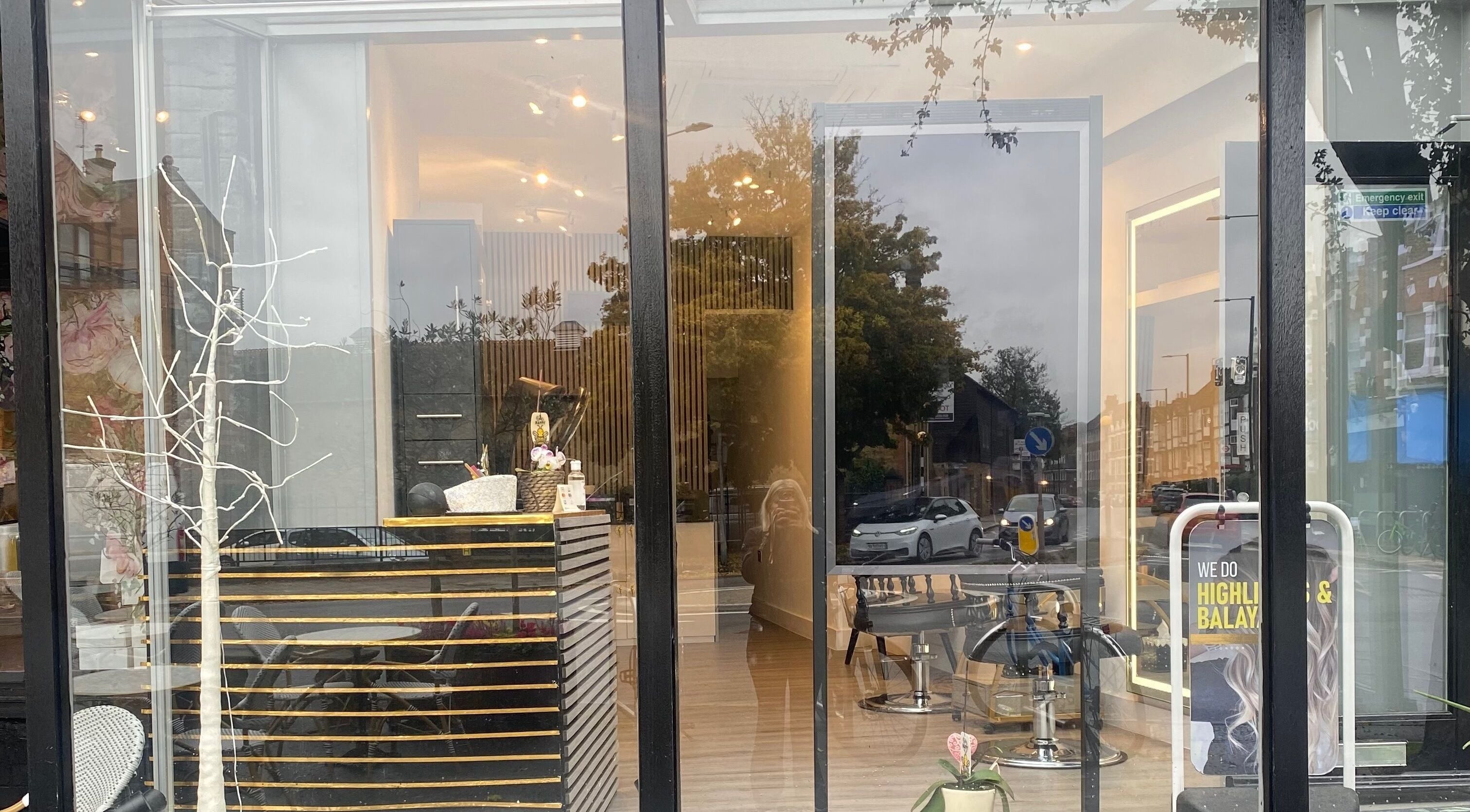 Elegant salon entrance at Just Gorgeous by Paty Silva in London, England, GB with modern decor and welcoming atmosphere.