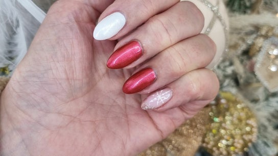 Emilyjade Nails