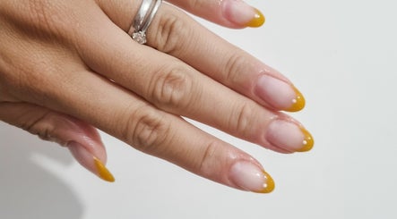Emilyjade Nails image 2