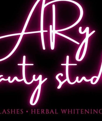 Imagen 2 de ARy Beauty Studio