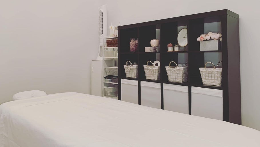 Calm massage room at Blossom Health, Massage Therapy and Manual Osteopathy, Toronto, Ontario, CA.