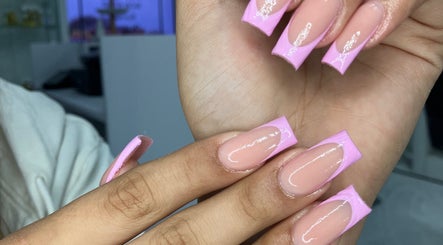 Visionary Nails, bilde 2