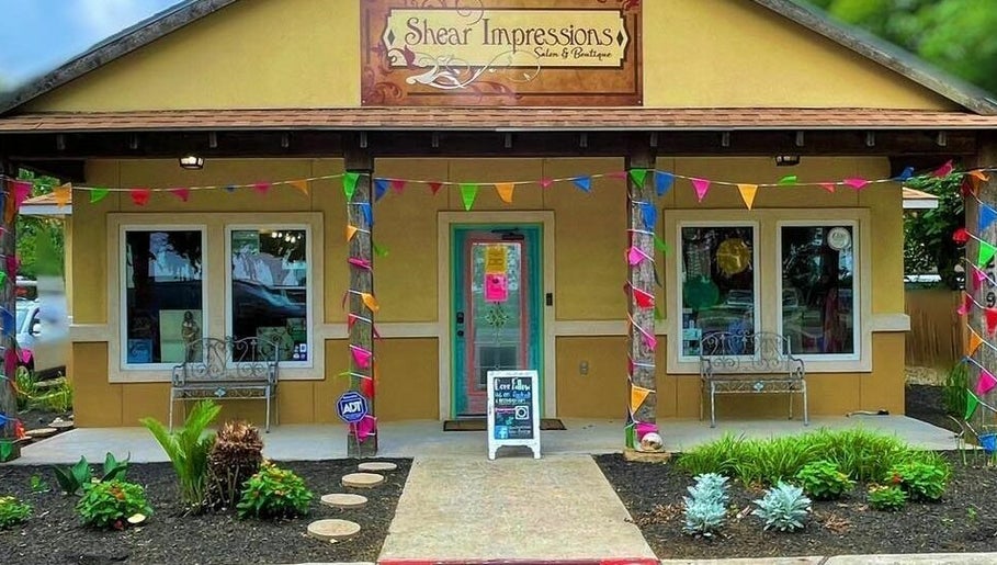 Shear Impressions Salon and Boutique afbeelding 1