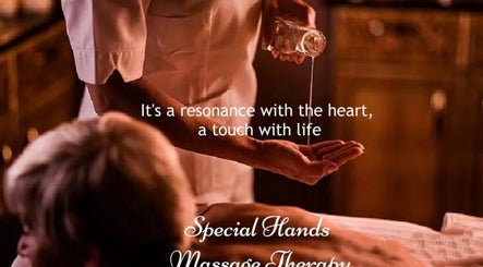 Special Hands Massage Therapy imagem 2