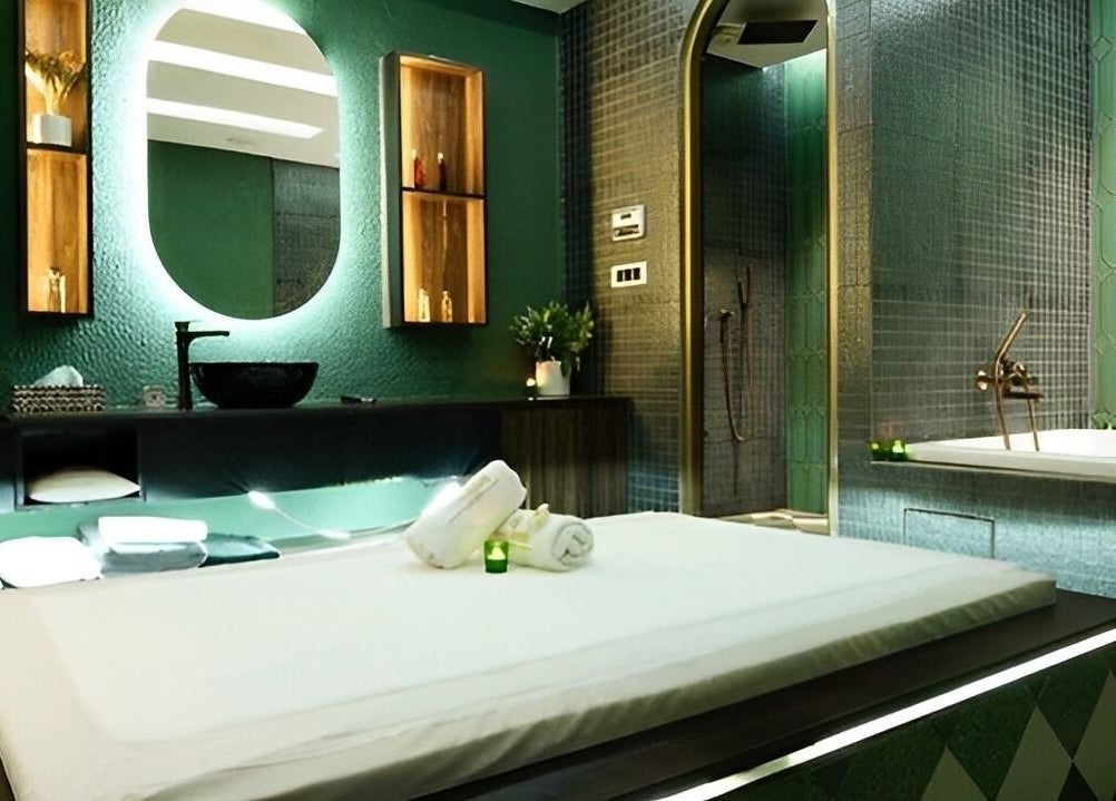 Luxurious treatment room at Thalasso Spa ( Vasant Vihar ), New Delhi, Delhi, IN, featuring ambient lighting.