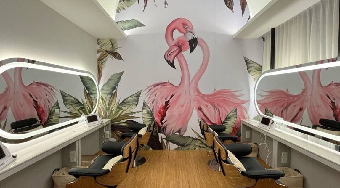 Stylish salon with flamingo mural at Bloomi Blow Dry Spa, Nusajaya Iskandar, Johor, MY.