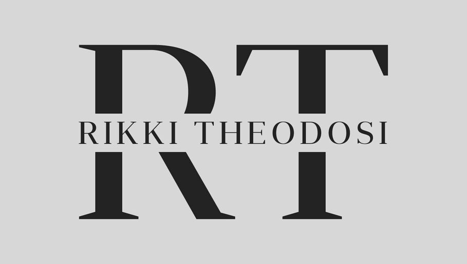 Rikki Theodosi Hair imagem 1