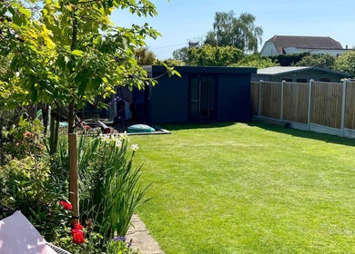 Lush garden view at The Retreat Room, Southend-on-sea, England, GB, offering peaceful ambiance and relaxation.